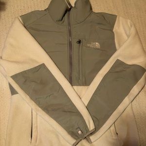The North Face Denali Women’s fleece